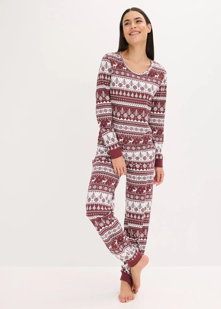 Cozy Winter Reindeer and Snowflake Print PJ Set