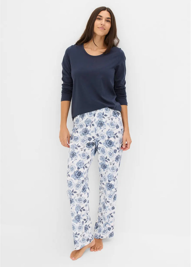 Pretty pajamas in a delicate design