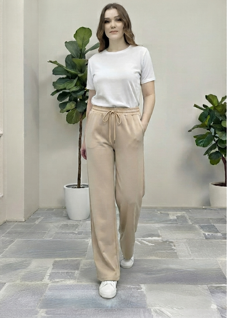 Women's Wide-Leg Trouser Beige