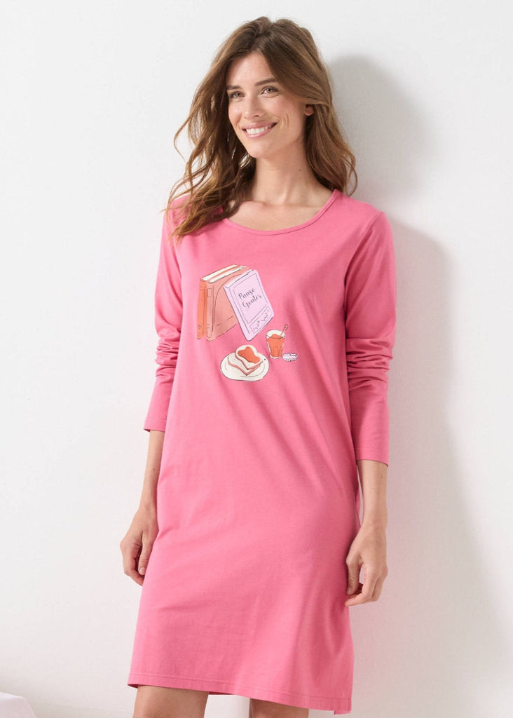 Long-sleeved nightdress with "snack break" pattern