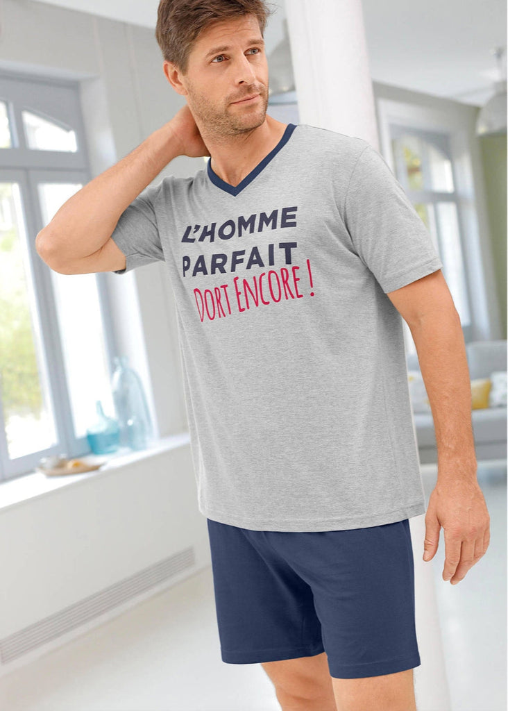 V-neck short pajamas with message print