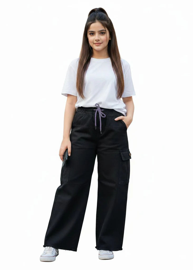 BLACK CARGO DENIM PANT WITH POCKETS